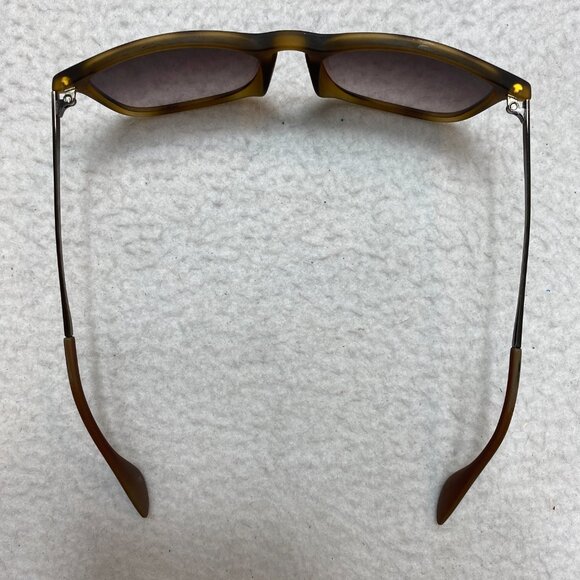Ray-Ban RB4187 865/13 Chris Sunglasses Light Havana 54-18-145 - Picture 16 of 16